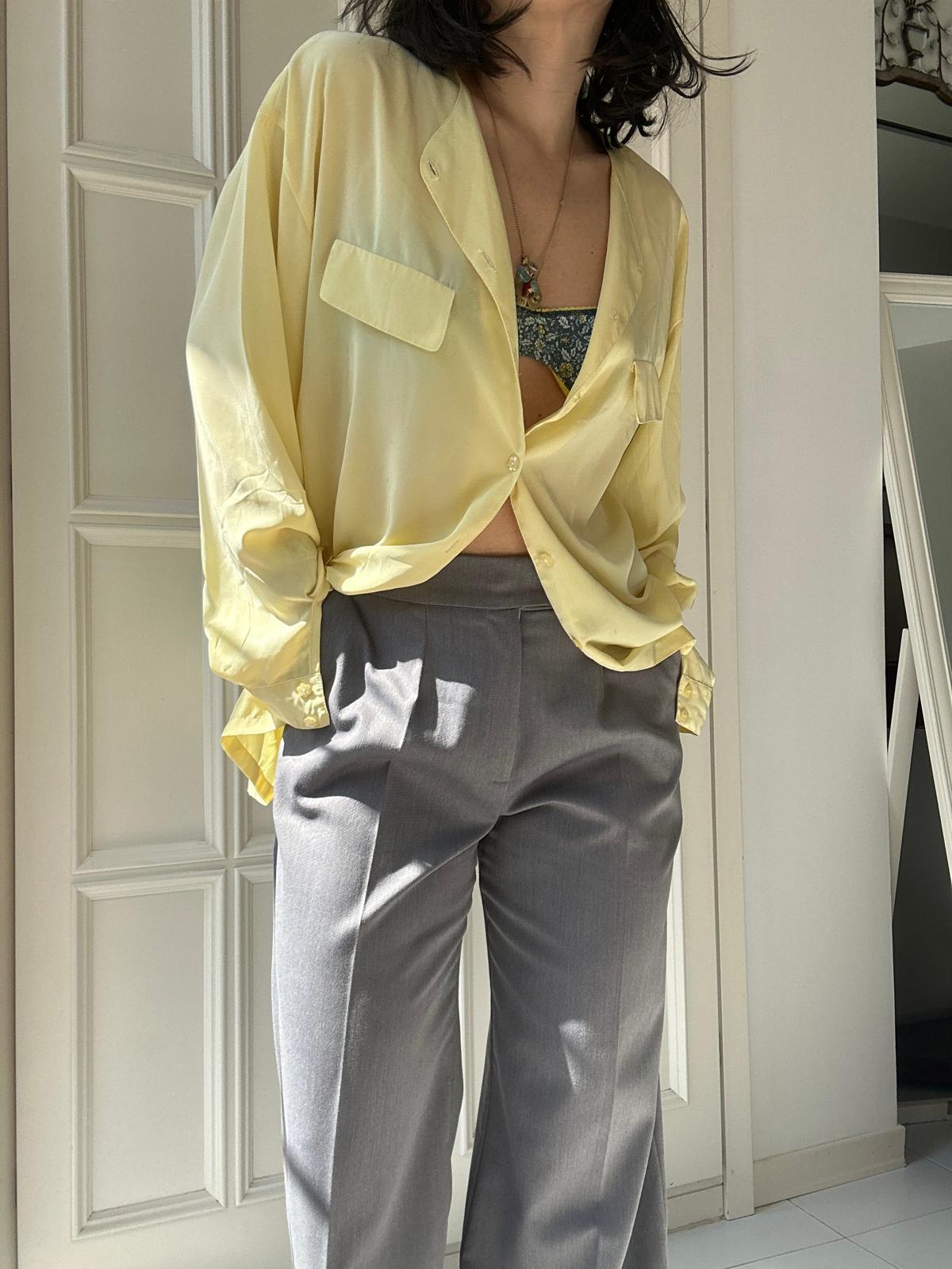 Camicia in seta giallo burro