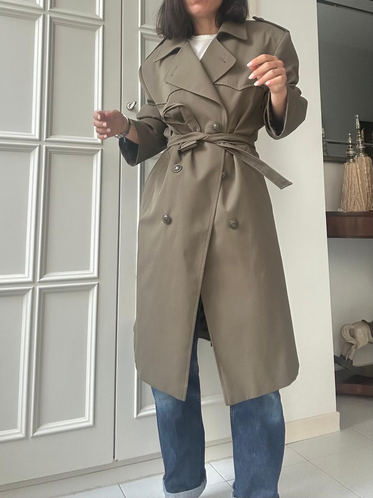 Trench caki