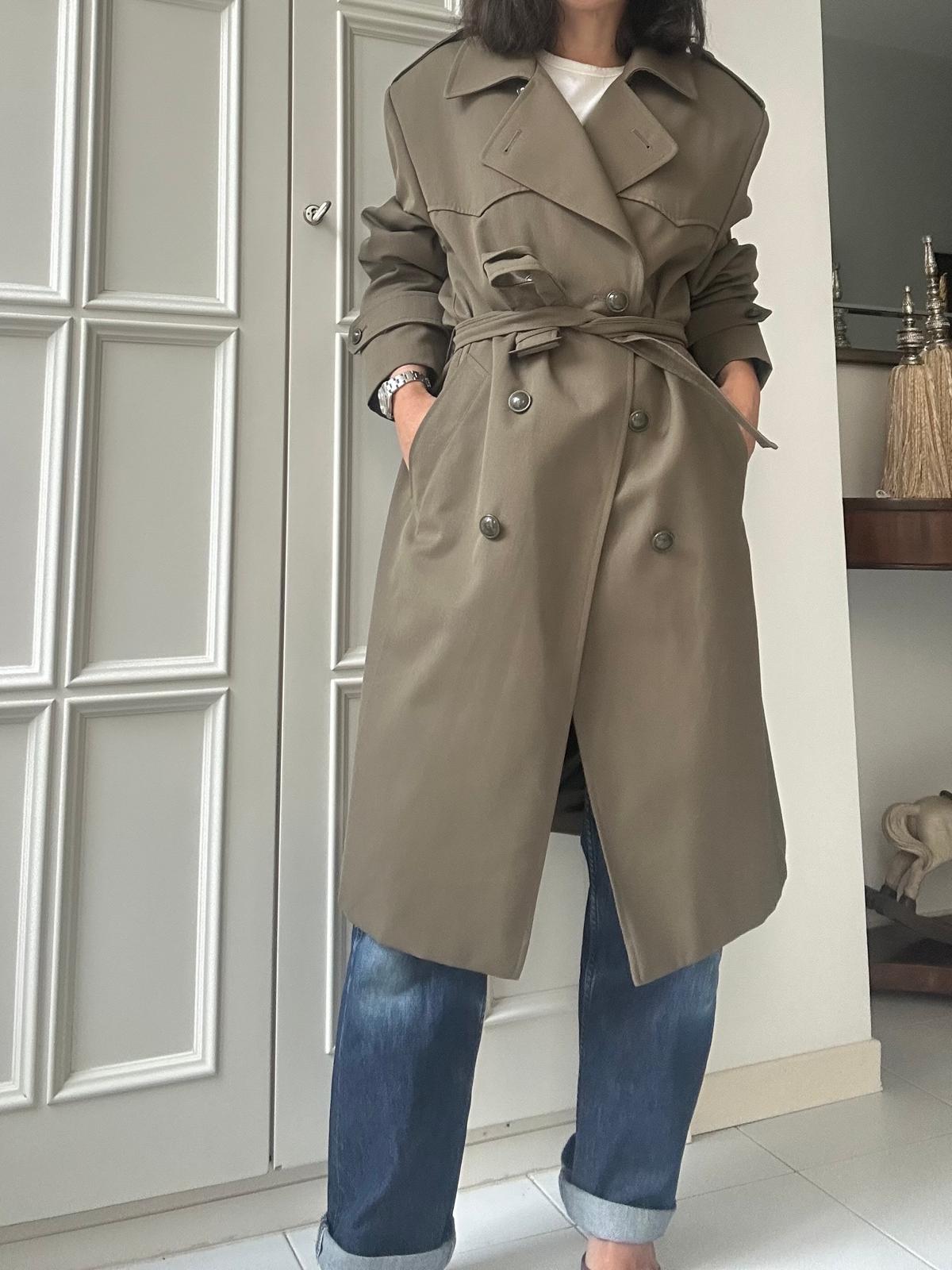 Trench caki