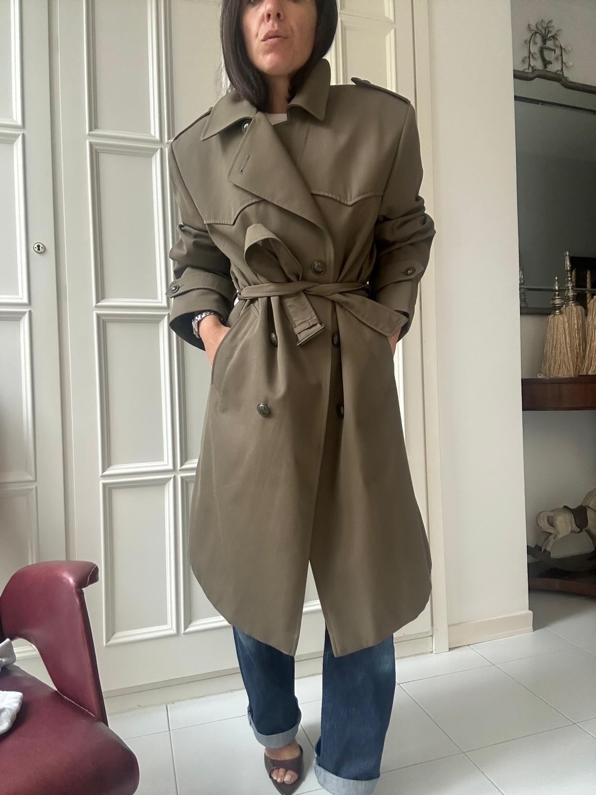 Trench caki