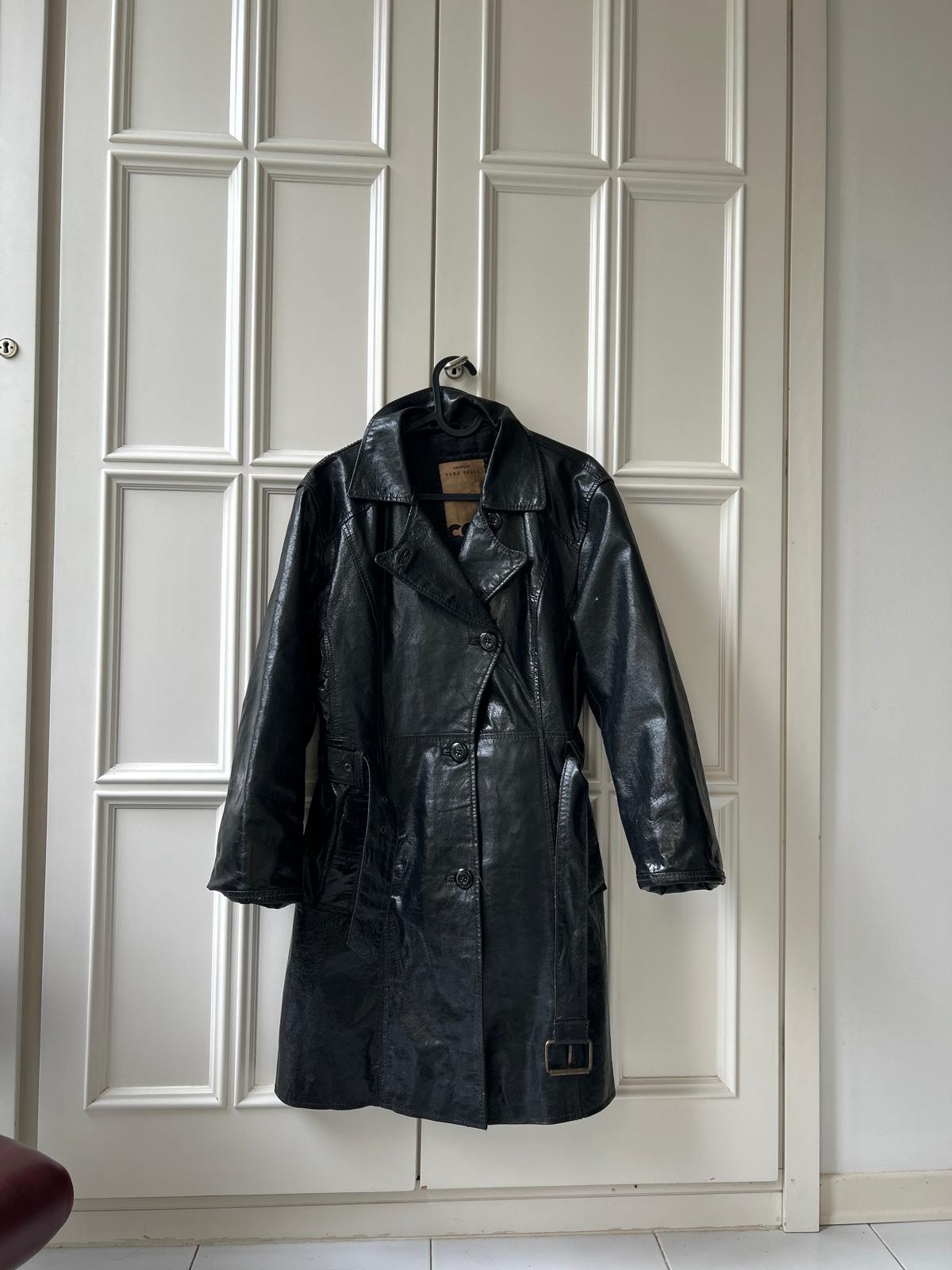 Trench in pelle