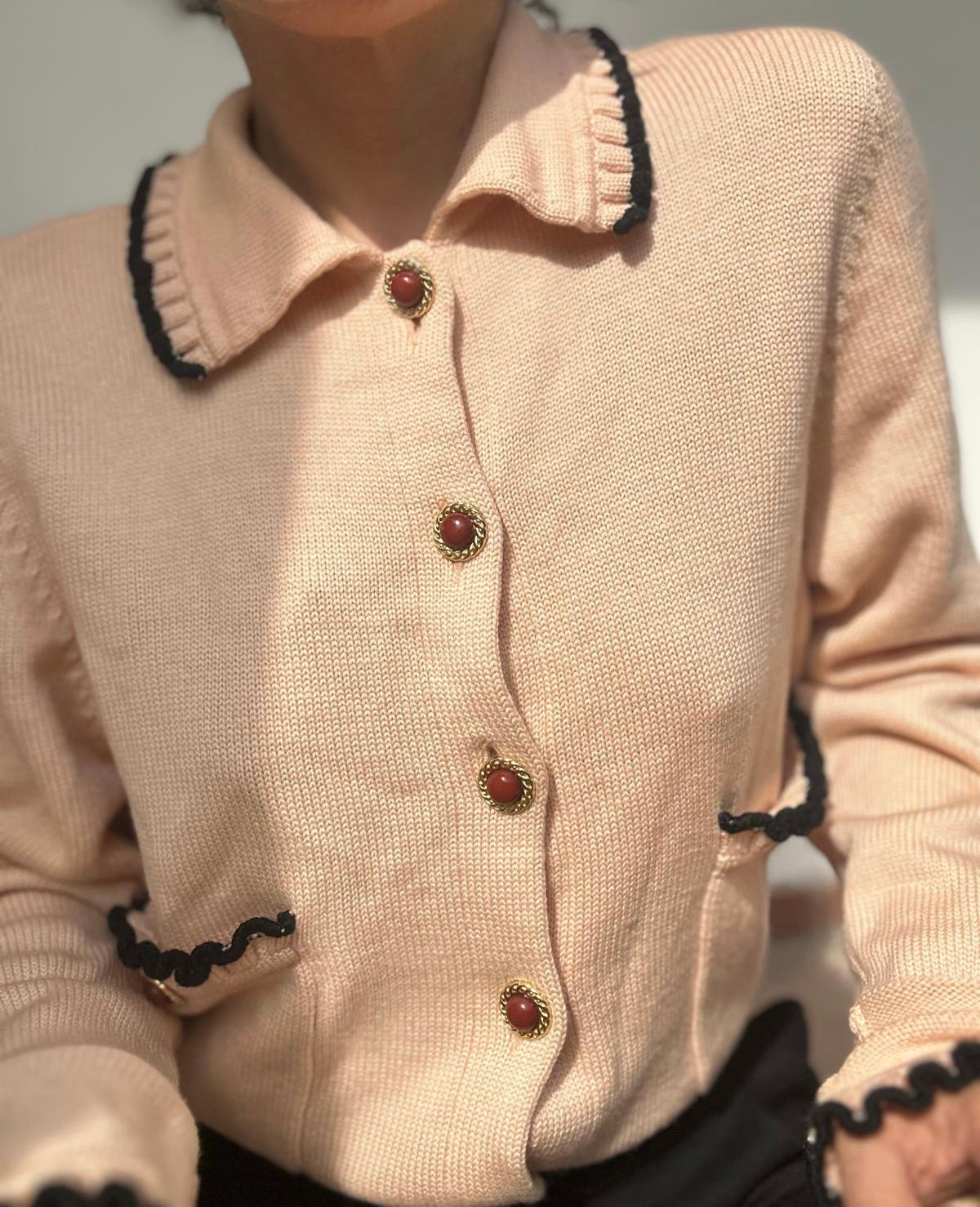 Cardigan rosa stile miu miu