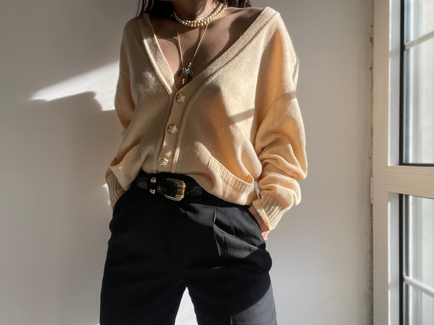 PURE WOOL CREAM CARDIGAN