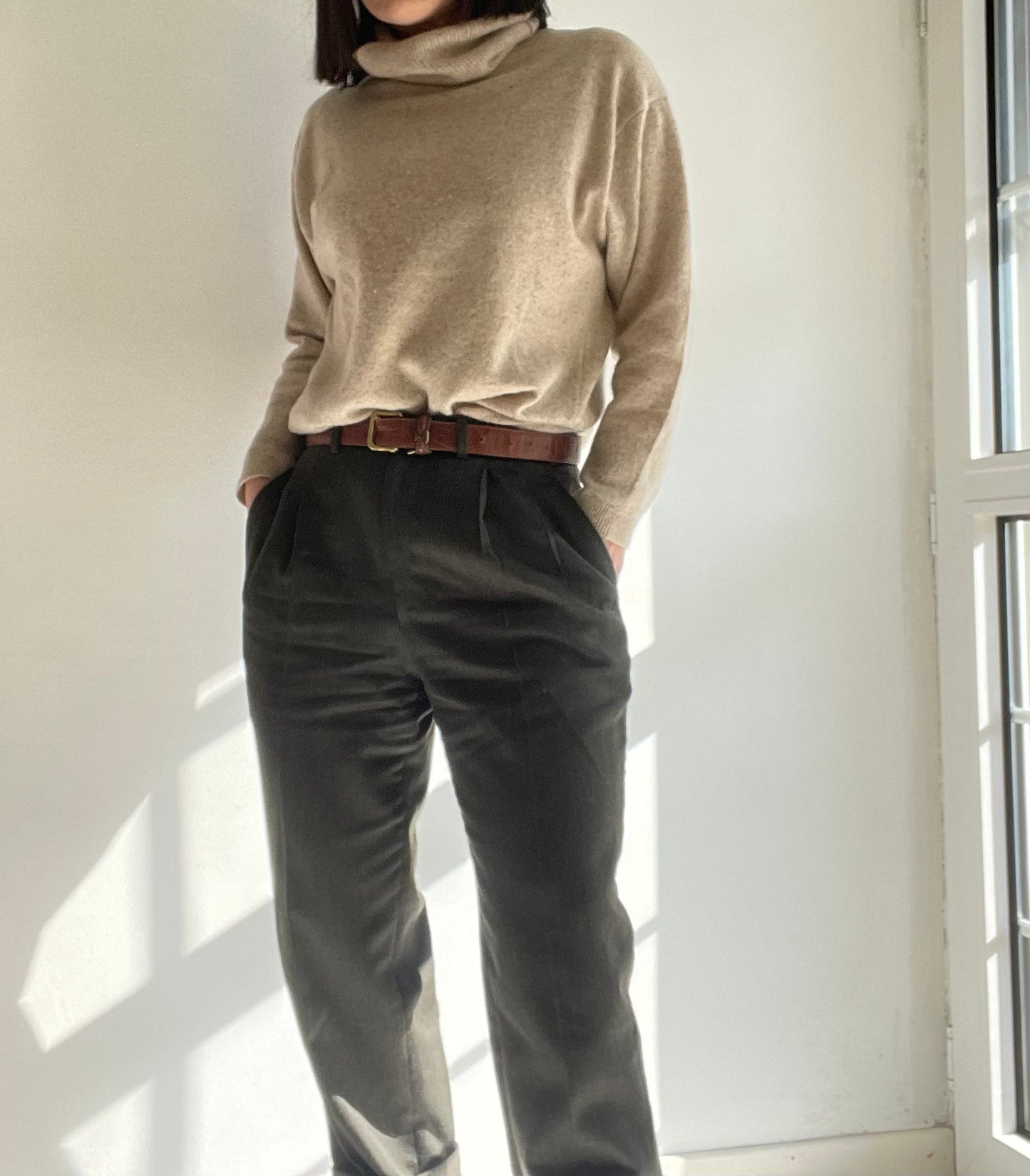 CASHMERE TURTLENECK