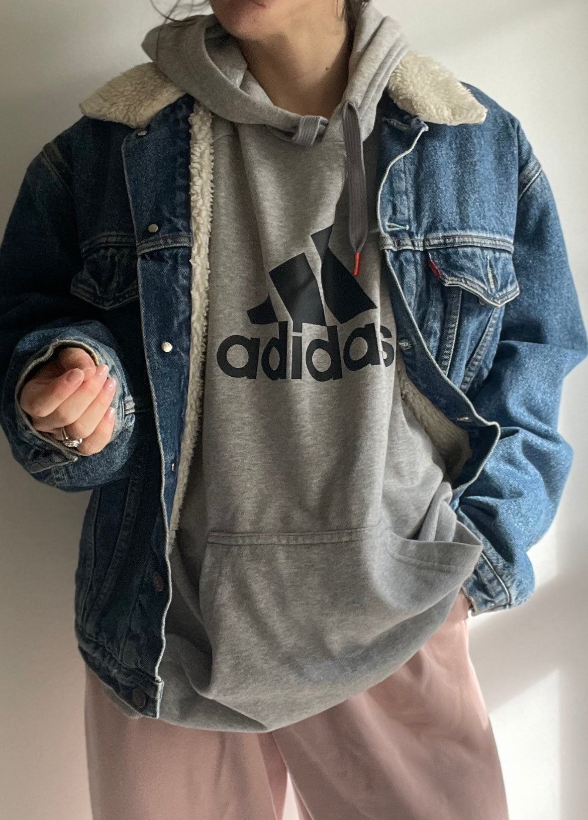 THE MUST HAVE LEVI'S SHERPA DENIM JACKET