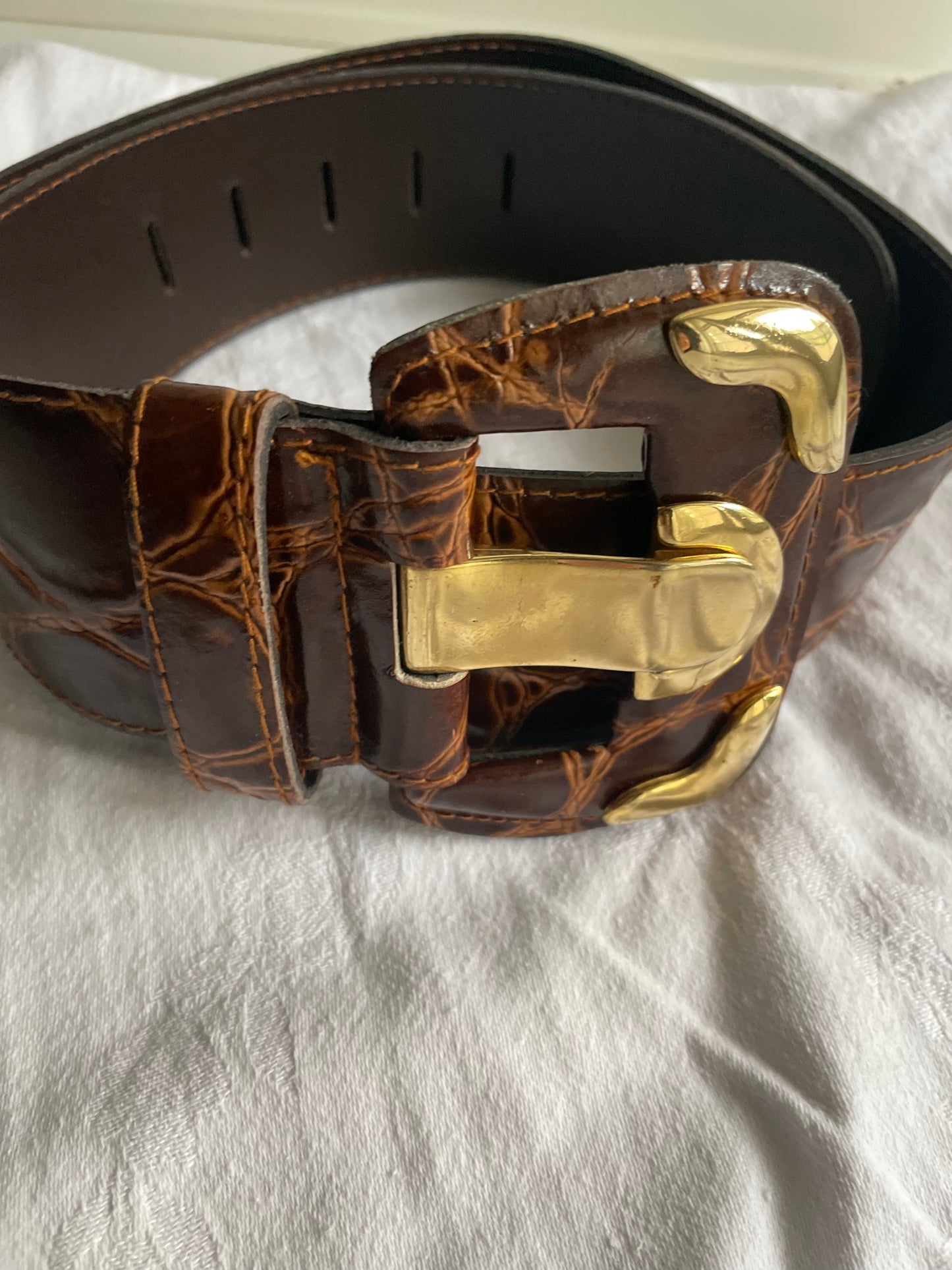 THE REAL LEATHER BELT