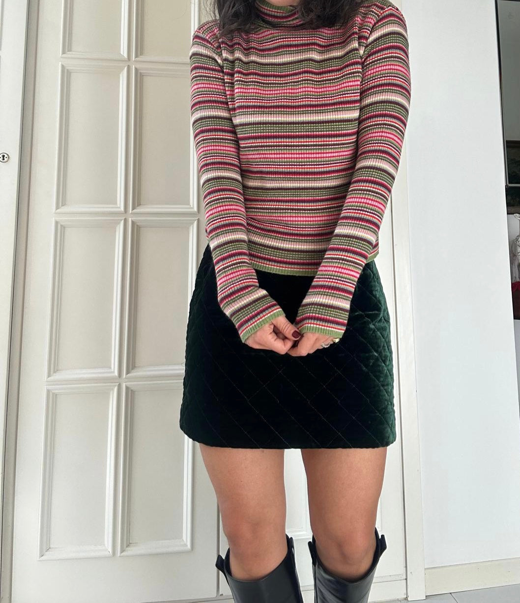 Pullover righe collo alto