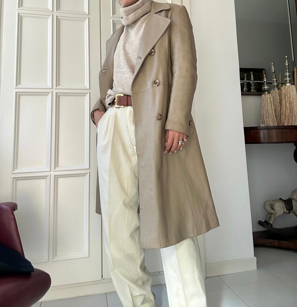 Trench pelle sabbia