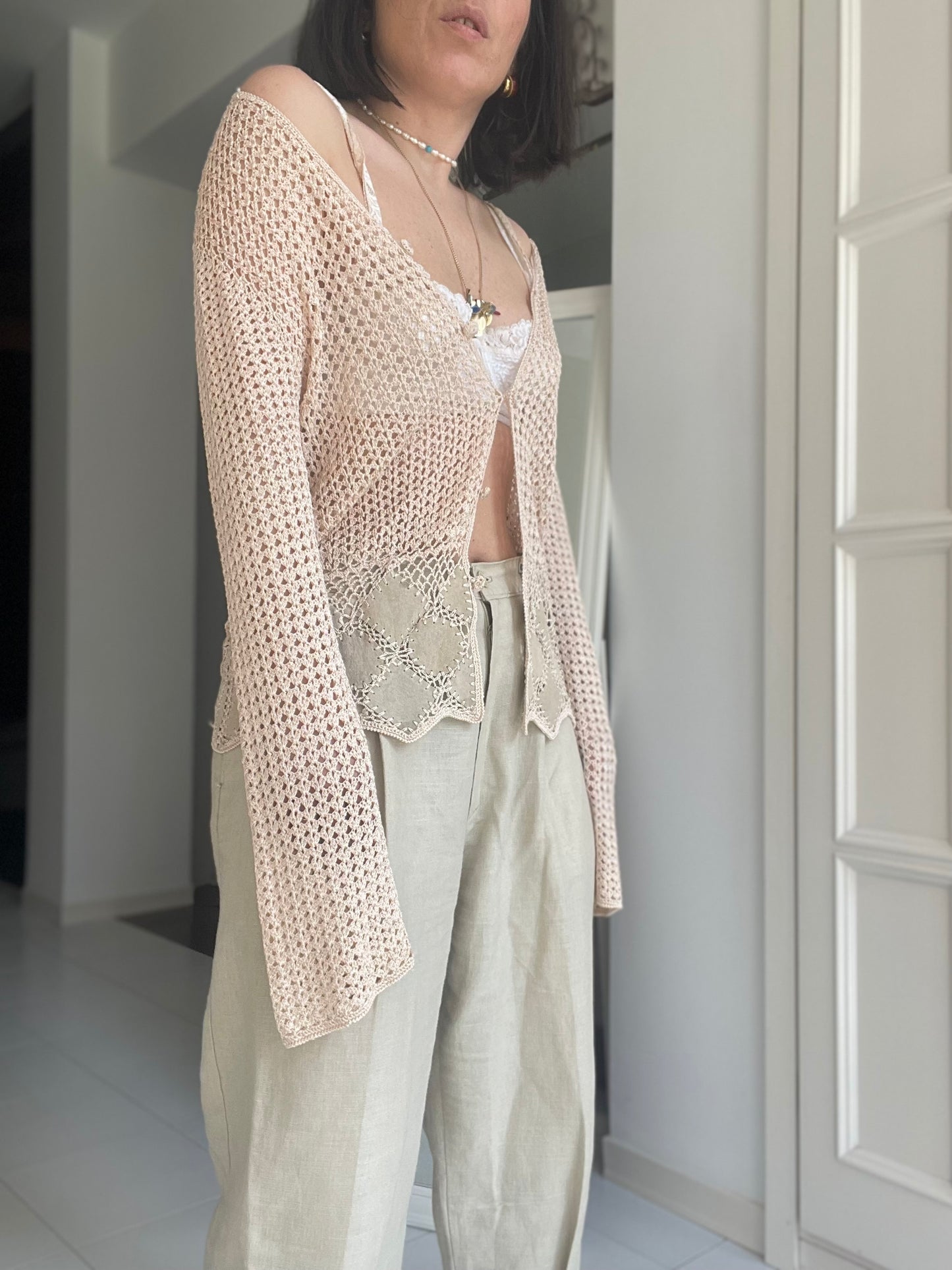 Cardigan in crochet