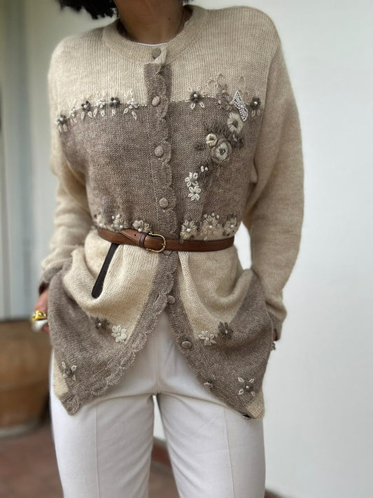 Cardigan ricamato